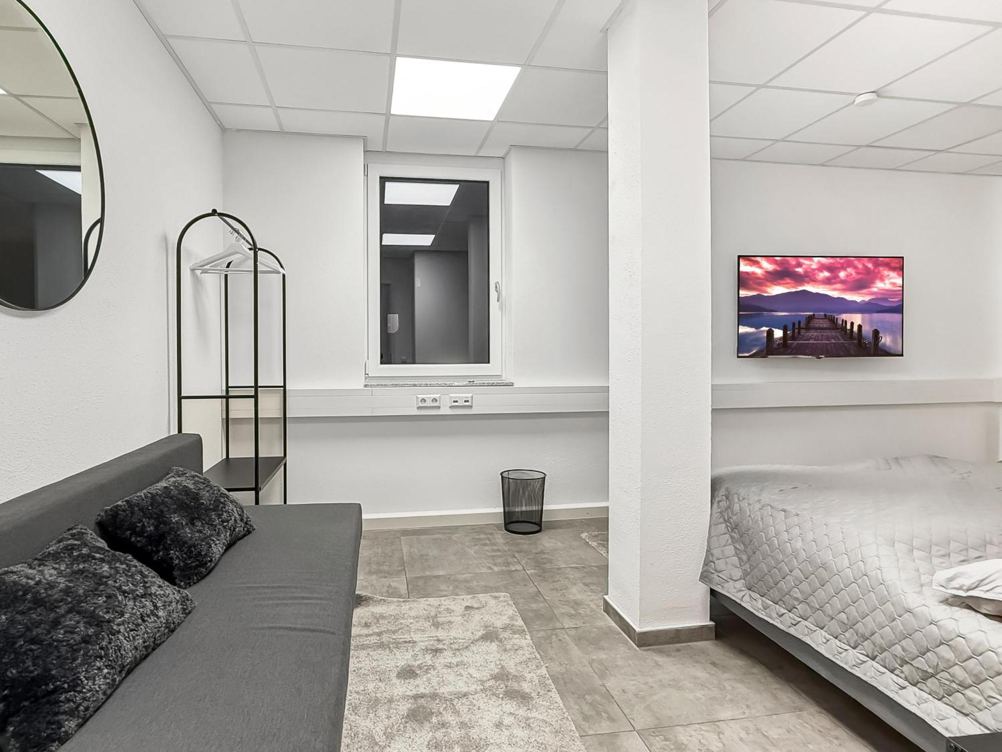 Group Friendly Comfort Central Stuttgart Apartment Экстерьер фото